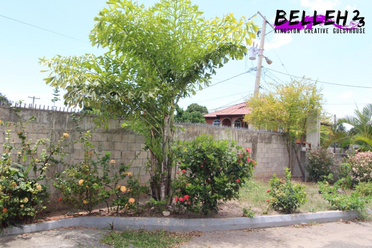 Belleh23 Kingston Creative Guesthouse Bagian luar foto